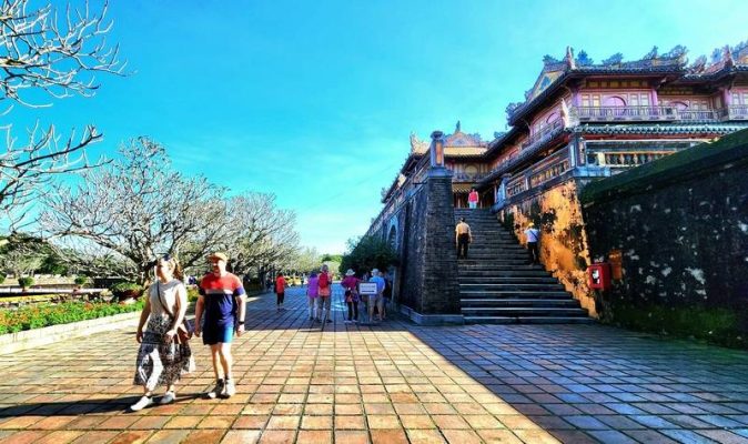 Kinh nghiệm khám phá du lịch tự túc ở Huế