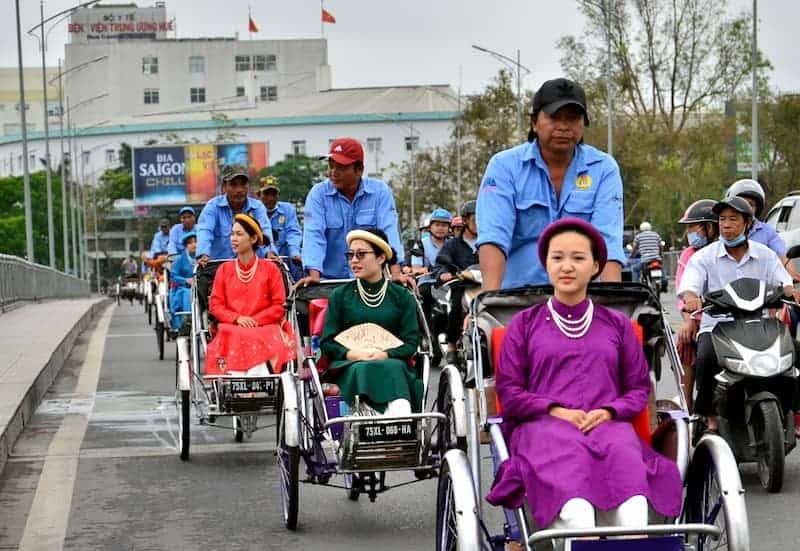 trải nghiệm đi xích lô