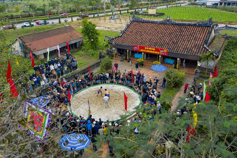 Phong tục độc đáo ở Huế