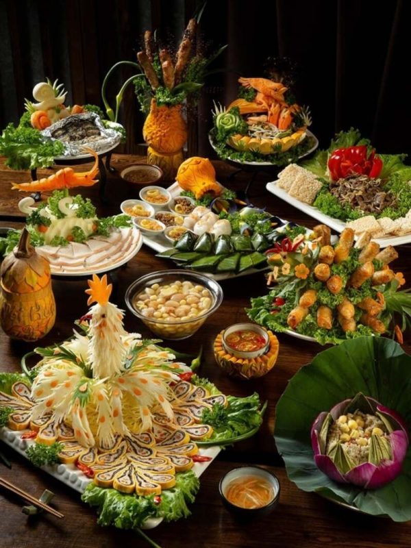 Thực Đơn Ngày Lễ Cung Đình Huế
