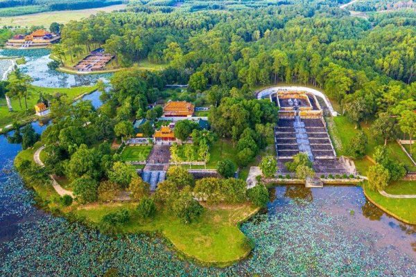 Kinh nghiệm cho du khách khi đến Huế vào mùa xuân