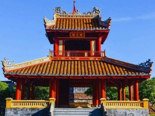 Lý do nên chọn khám phá Huế bằng xe điện