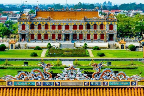 Trải nghiệm hành trình du lịch tour văn hóa tại Huế