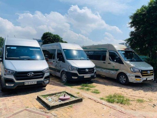 Dịch vụ thuê xe theo nhóm khi du lịch tại Huế