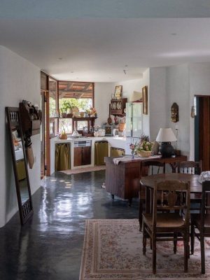 Các homestay Huế có bếp thường được trang bị khá đầy đủ để phục vụ nhu cầu sinh hoạt