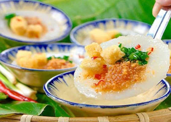 Ẩm thực buổi sáng ở Huế nổi tiếng với sự phong phú và tinh tế