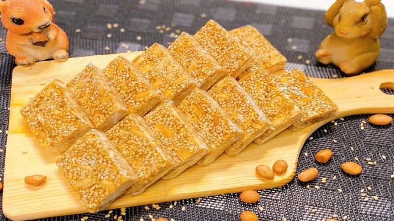 quy trình chế biến mè xửng Huế