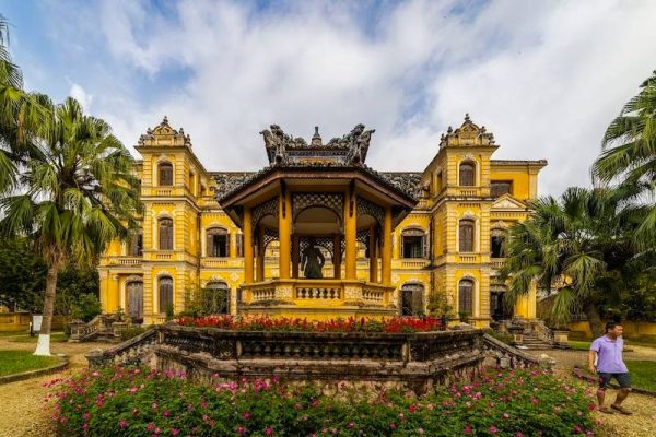 Hướng dẫn chi tiết du lịch Huế thuận tiện và tiết kiệm