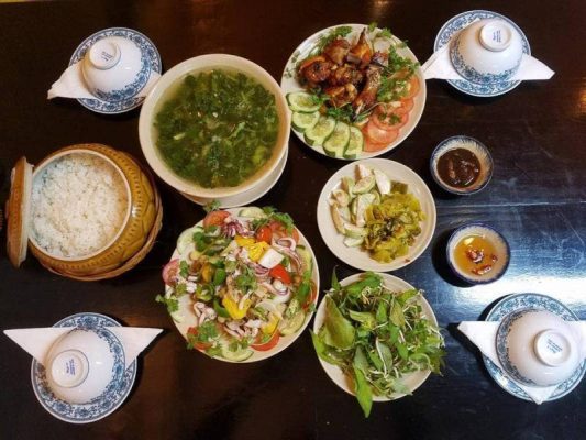 Cơm đặc sản Huế