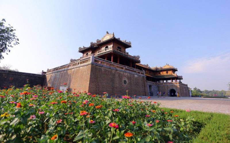 Những địa điểm thường được kết họp với tour khám phá Ngọ Môn