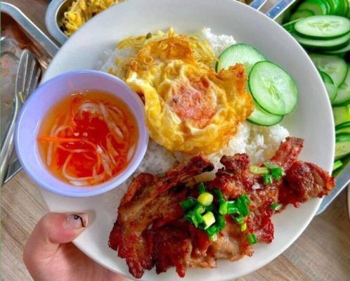Sự khác biệt của cơm đặc sản Huế đến từ nhiều yếu tố