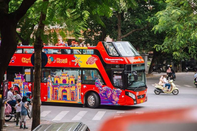 Review xe bus du lịch Huế