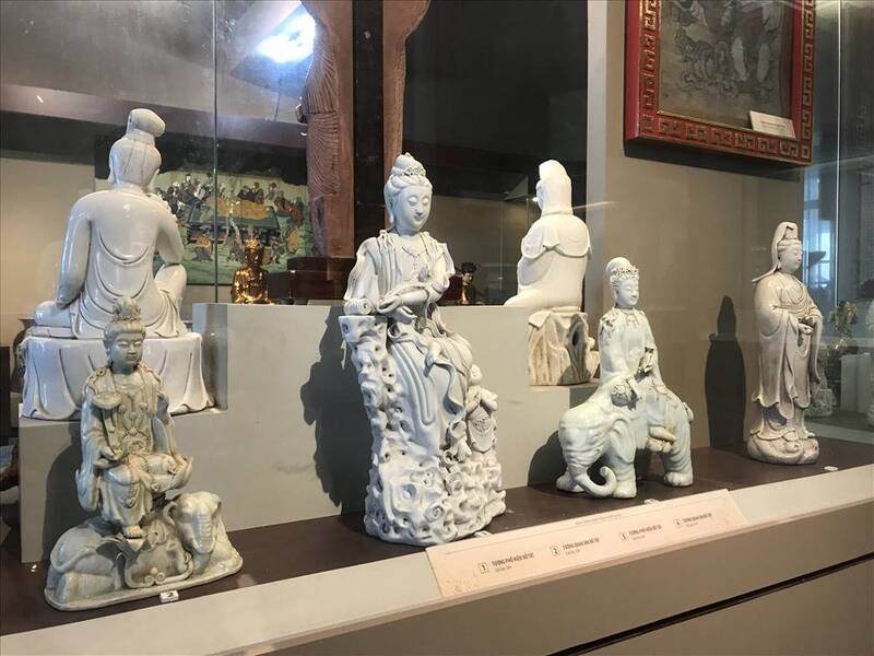 Hiện vật Phật giáo Huế