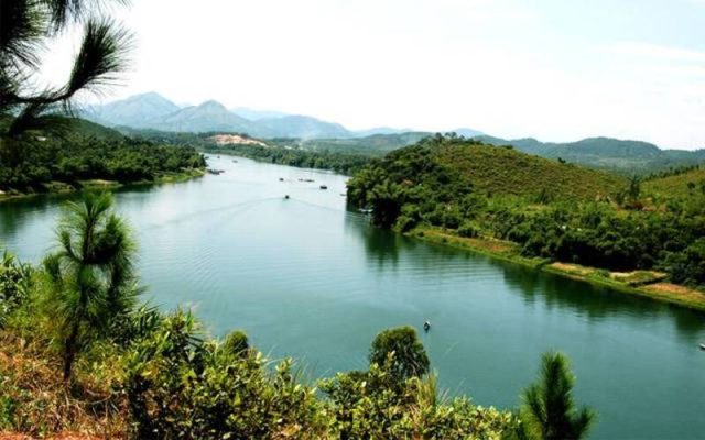 Giữ an toàn khi tham quan những nơi ít người tại Huế